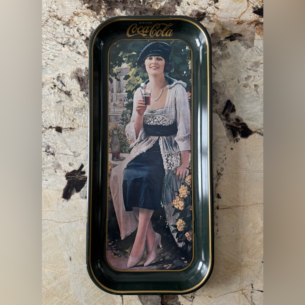 Vintage Coca Cola 1973 Metal Tray